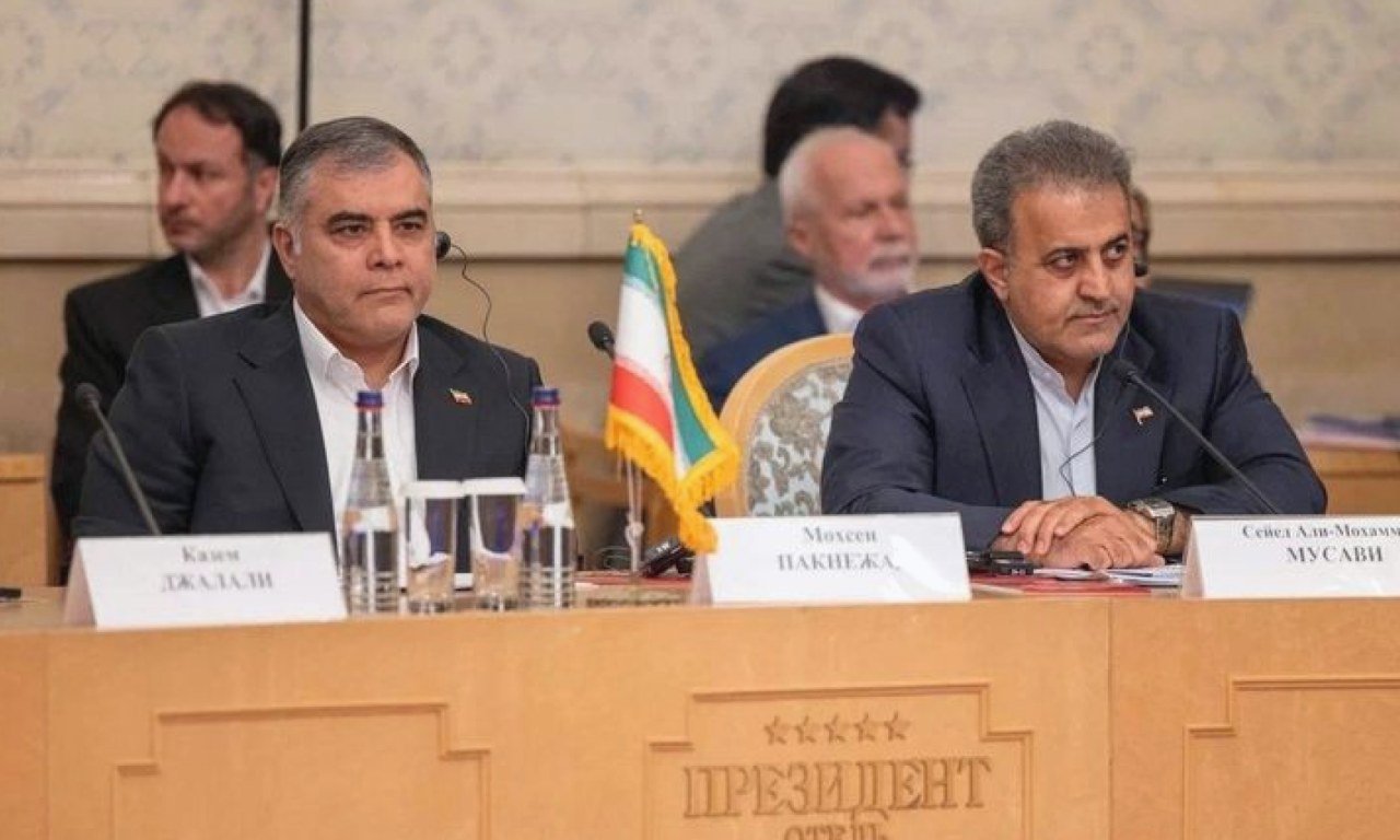 İran Petrol Bakanı istifa etti